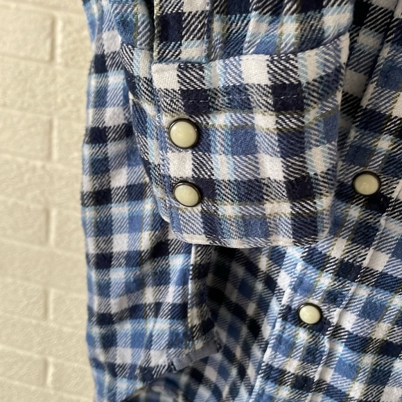Levi’s Flannel Vintage & Western Style Gingham Blue & White Shirt Men’s SM Slim - Picture 11 of 17